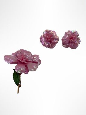 1950s Signed Austria Pink Lucite Rose Brooch & Clip-On Earrings Demi Parure